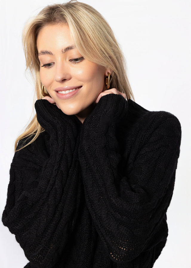 Cable knit jumper with V-neck - black