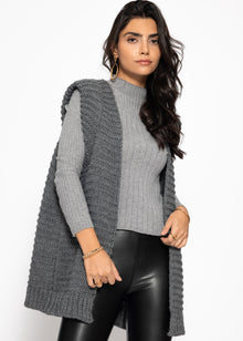 Long sleeveless knitted vest with structured shoulders - grey