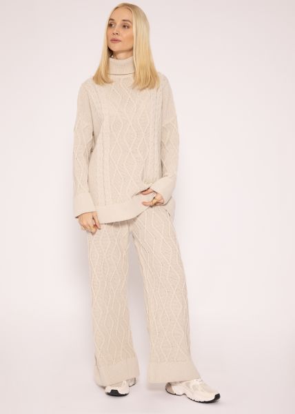 Langer Pullover, beige