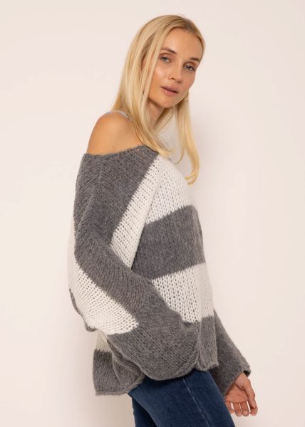 Locker gestrickter oversize Pullover - grau-weiß