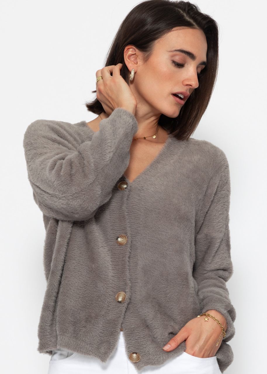 Flauschiger Cardigan mit Knöpfen - taupe