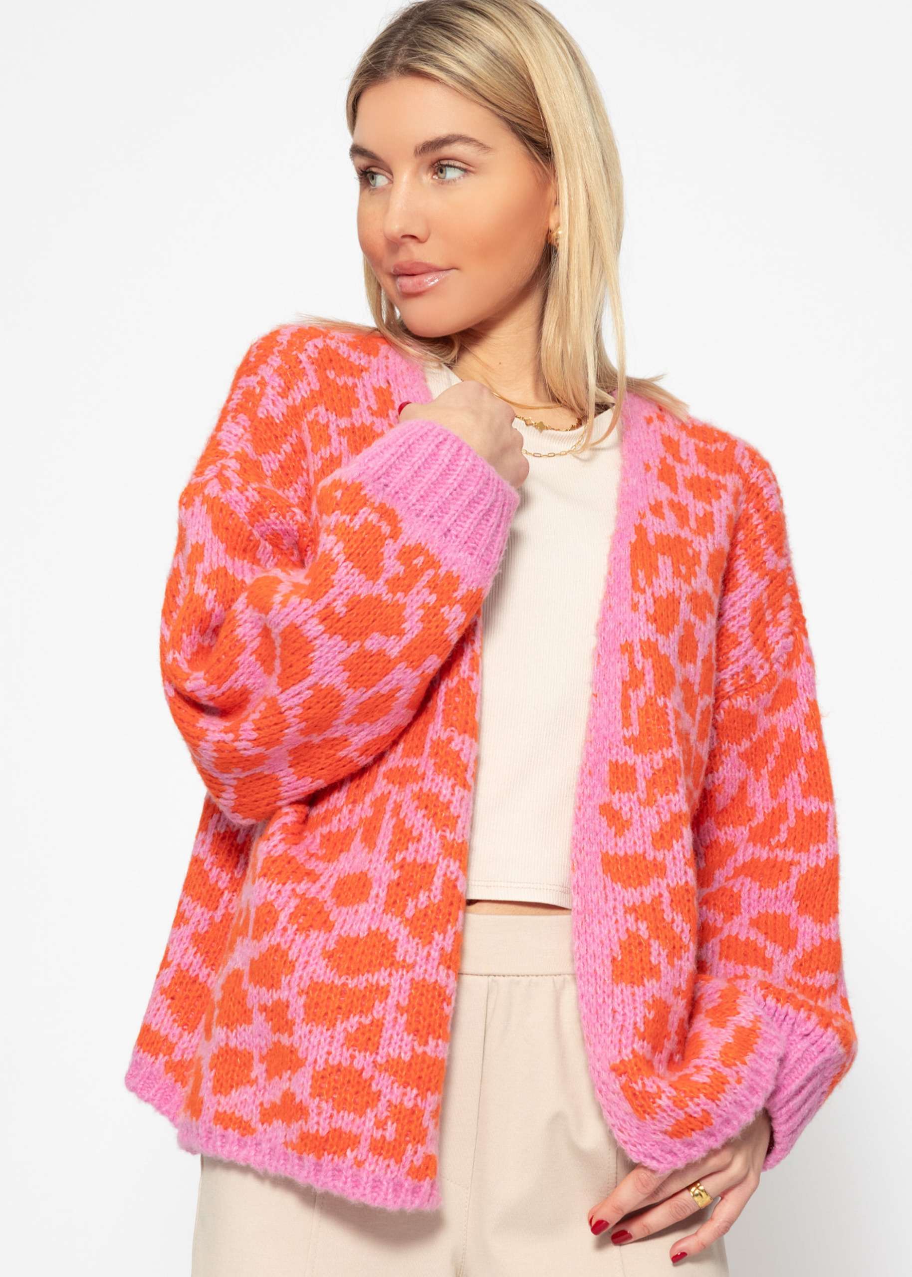 Kurzer Cardigan mit Leo-Print - pink-orange