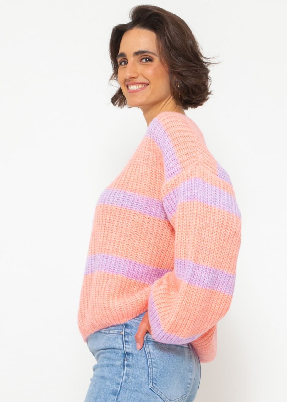 Pullover mit Streifen und V-Ausschnitt - peach-flieder
