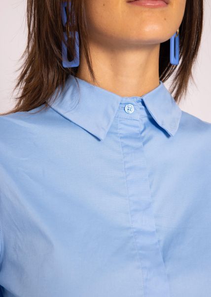 Kurze Baumwollbluse, hellblau
