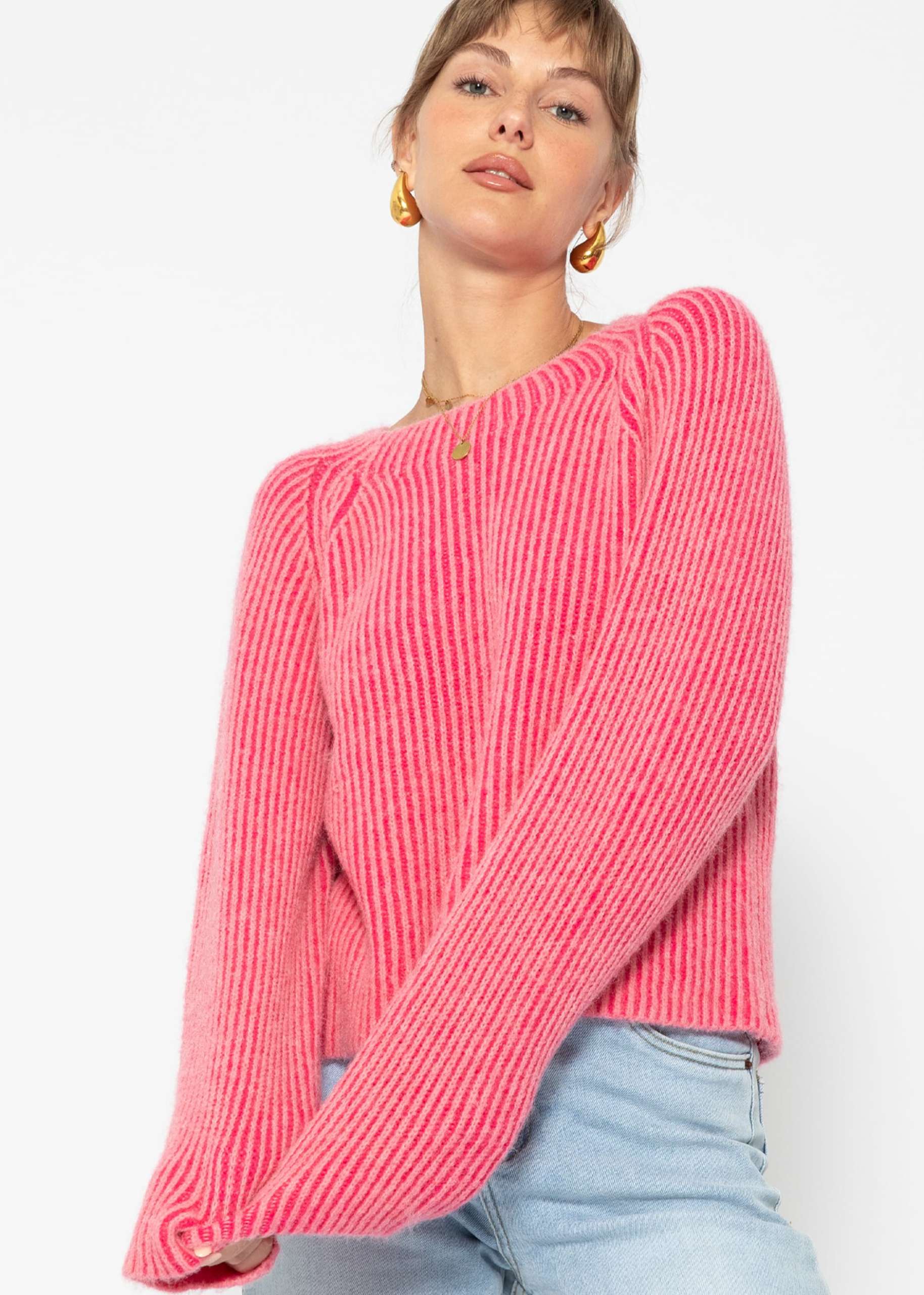 Zweifarbiger gerippter Pullover - pink-fuchsia