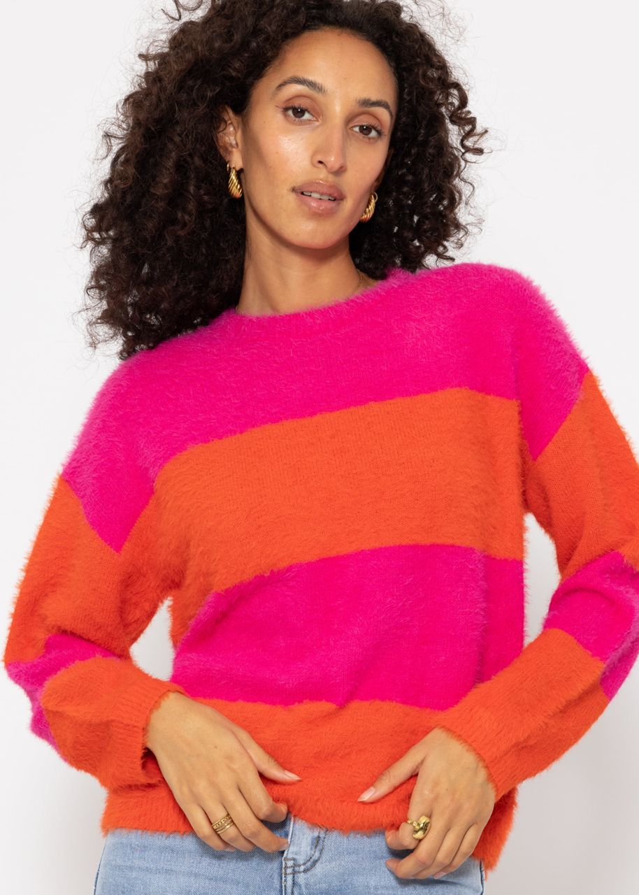 Flauschiger Pullover mit Blockstreifen - pink-orange