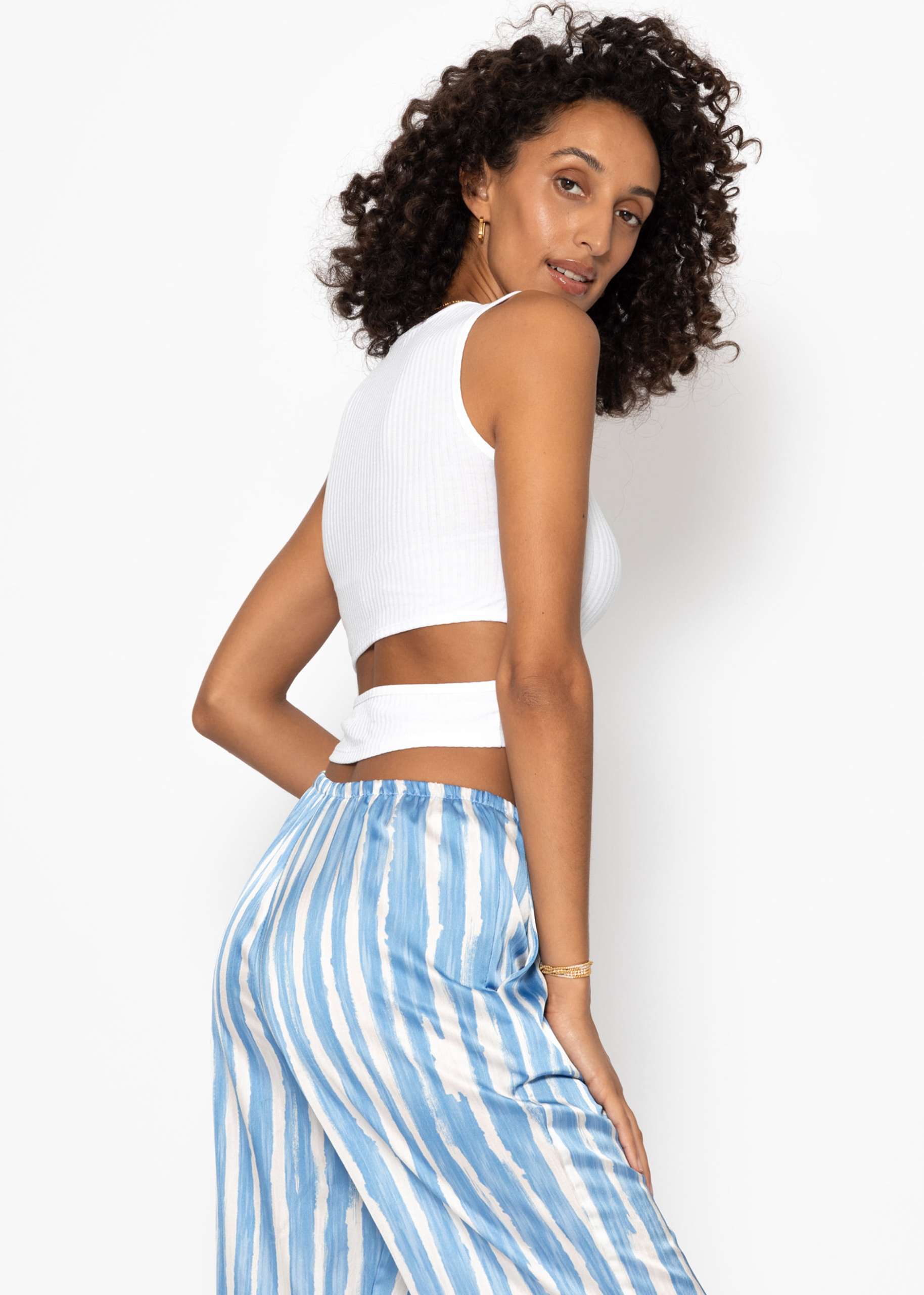 Top mit Cut-Out - offwhite