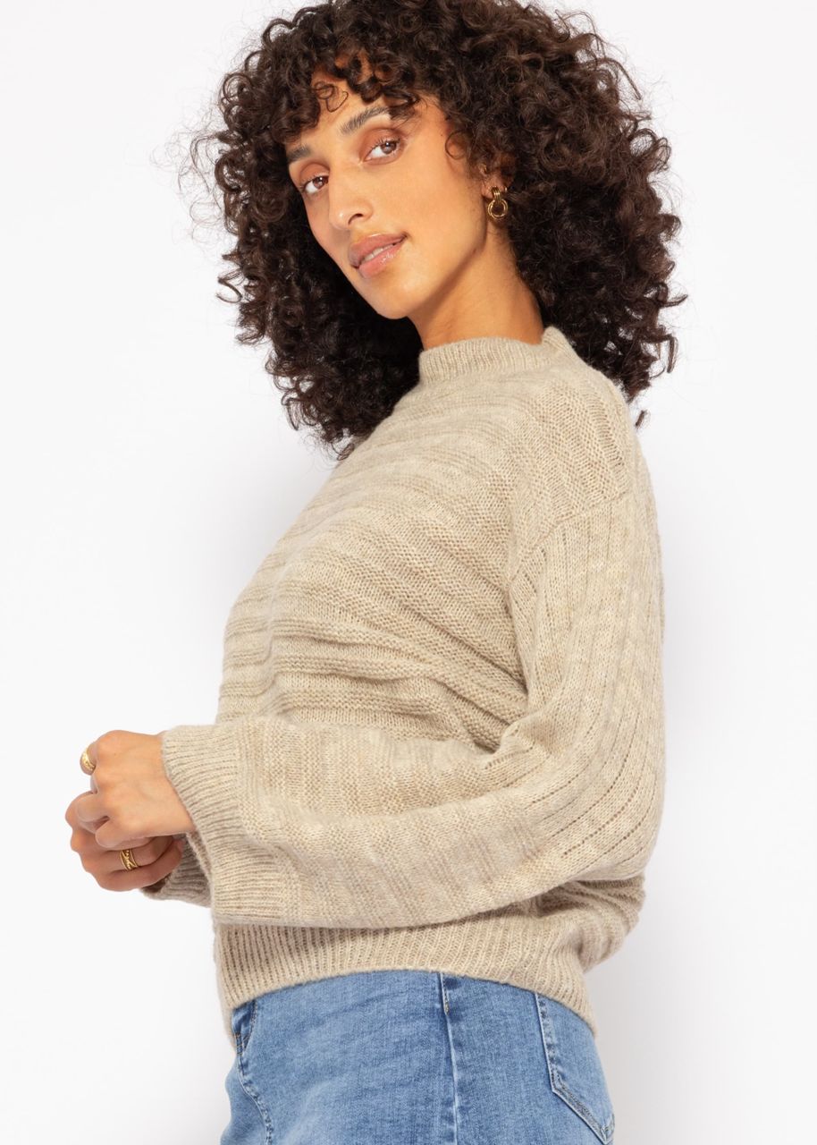 Strukturierter Pullover mit Rundhalsausschnitt - beige