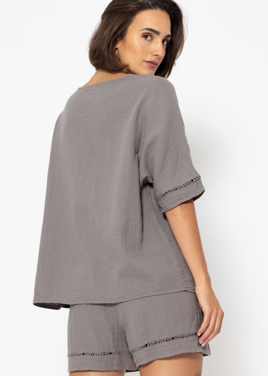 Musselin Pyjamashirt mit Spitzenborte - taupe