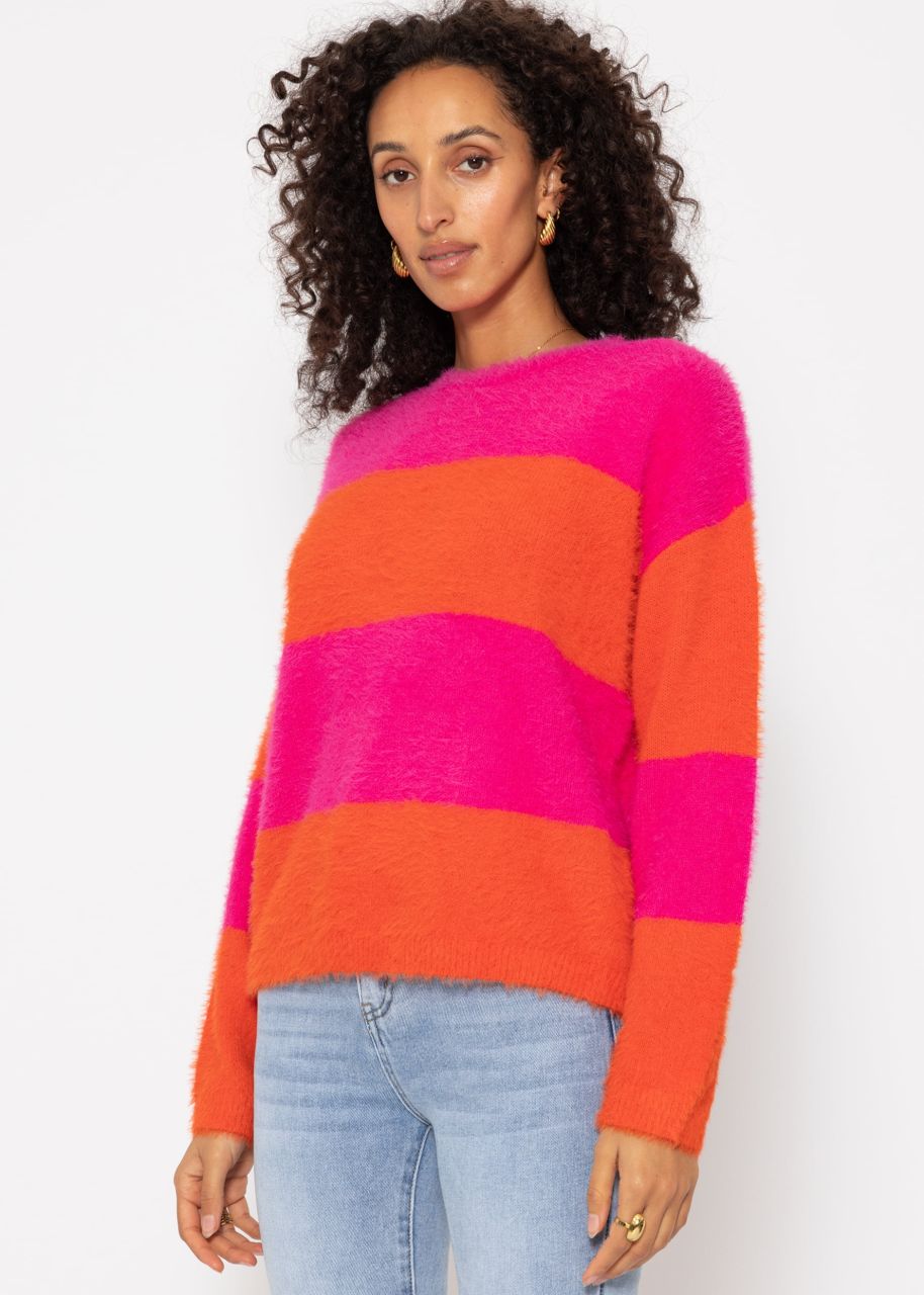 Flauschiger Pullover mit Blockstreifen - pink-orange