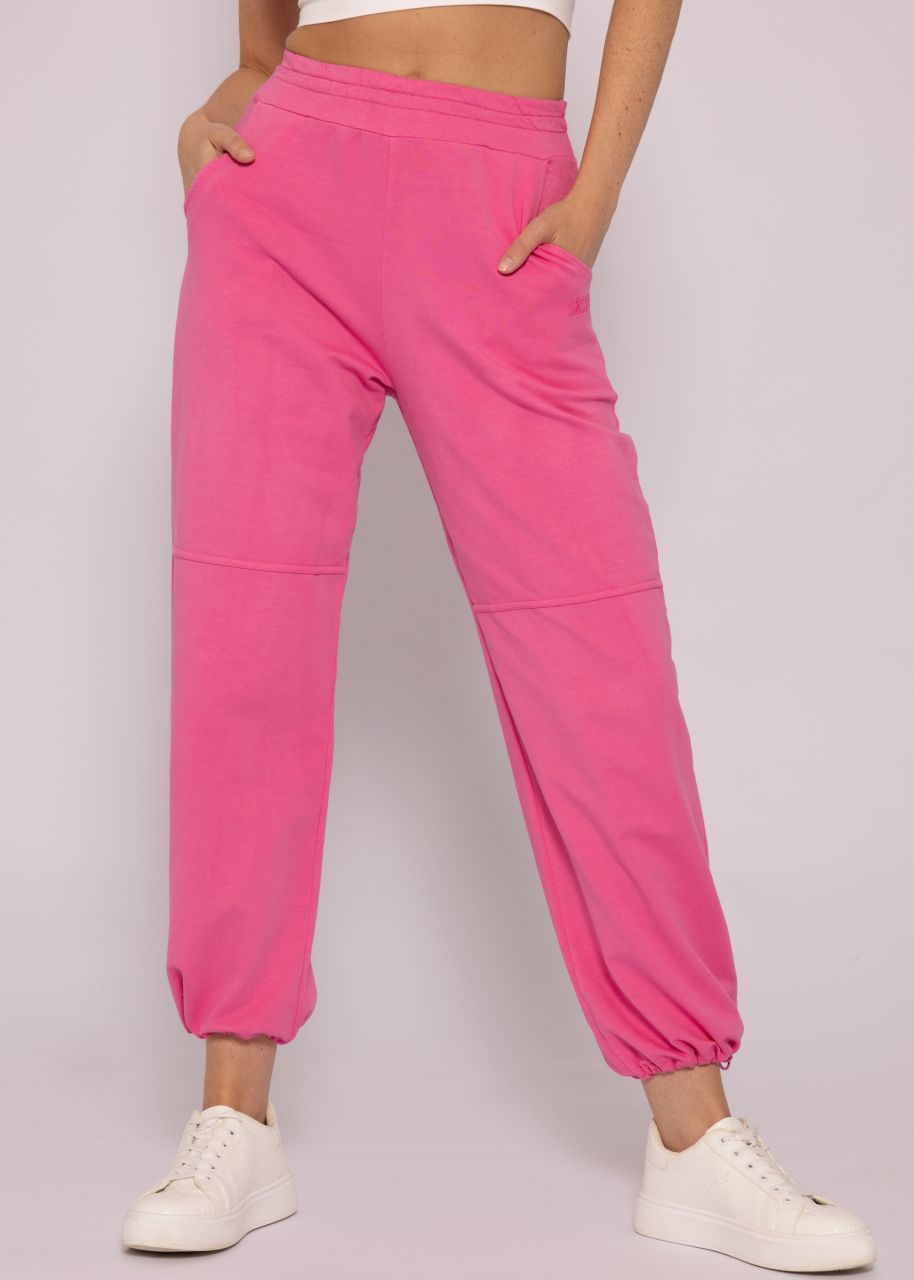 Lounge-Pants mit "sassy" Stickerei, pink