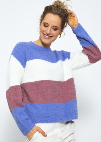 Flauschiger Pullover mit Blockstreifen - lila-offwhite-mauve