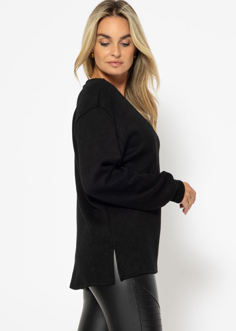 Oversize soft Sweater mit tiefem V-Ausschnitt - schwarz