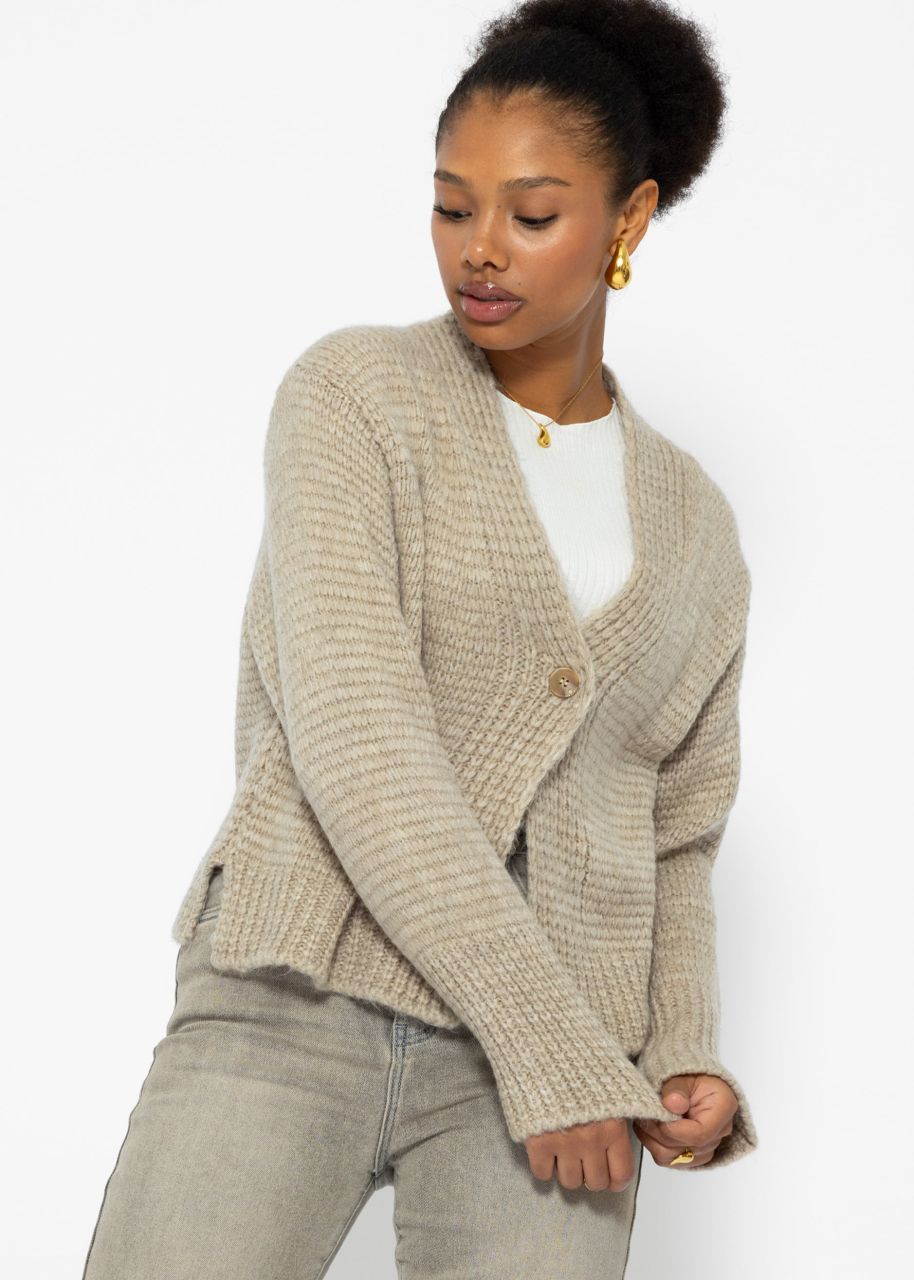 Strickjacke mit Knopf - beige