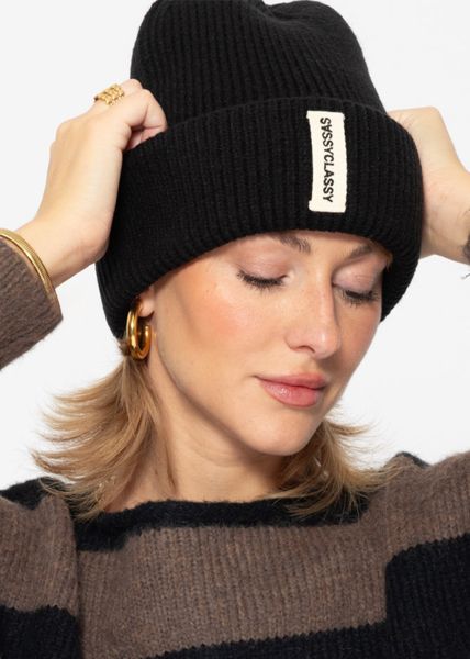 SASSYCLASSY Beanie - schwarz