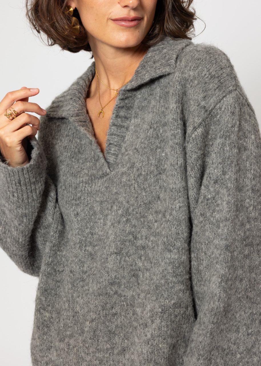 Oversize Pullover mit Kragen - grau