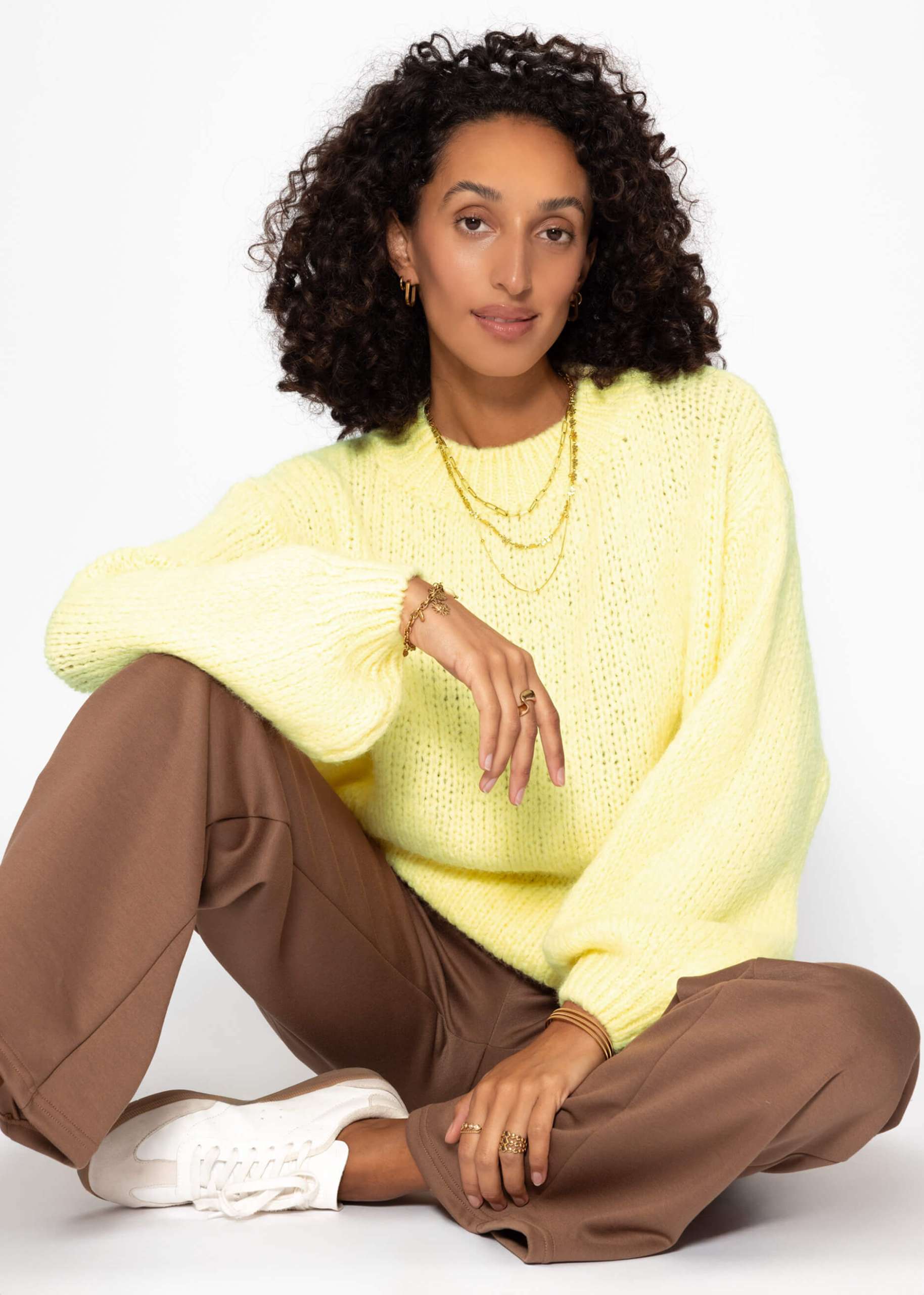Oversize Pullover mit Rundhals-Ausschnitt - gelb