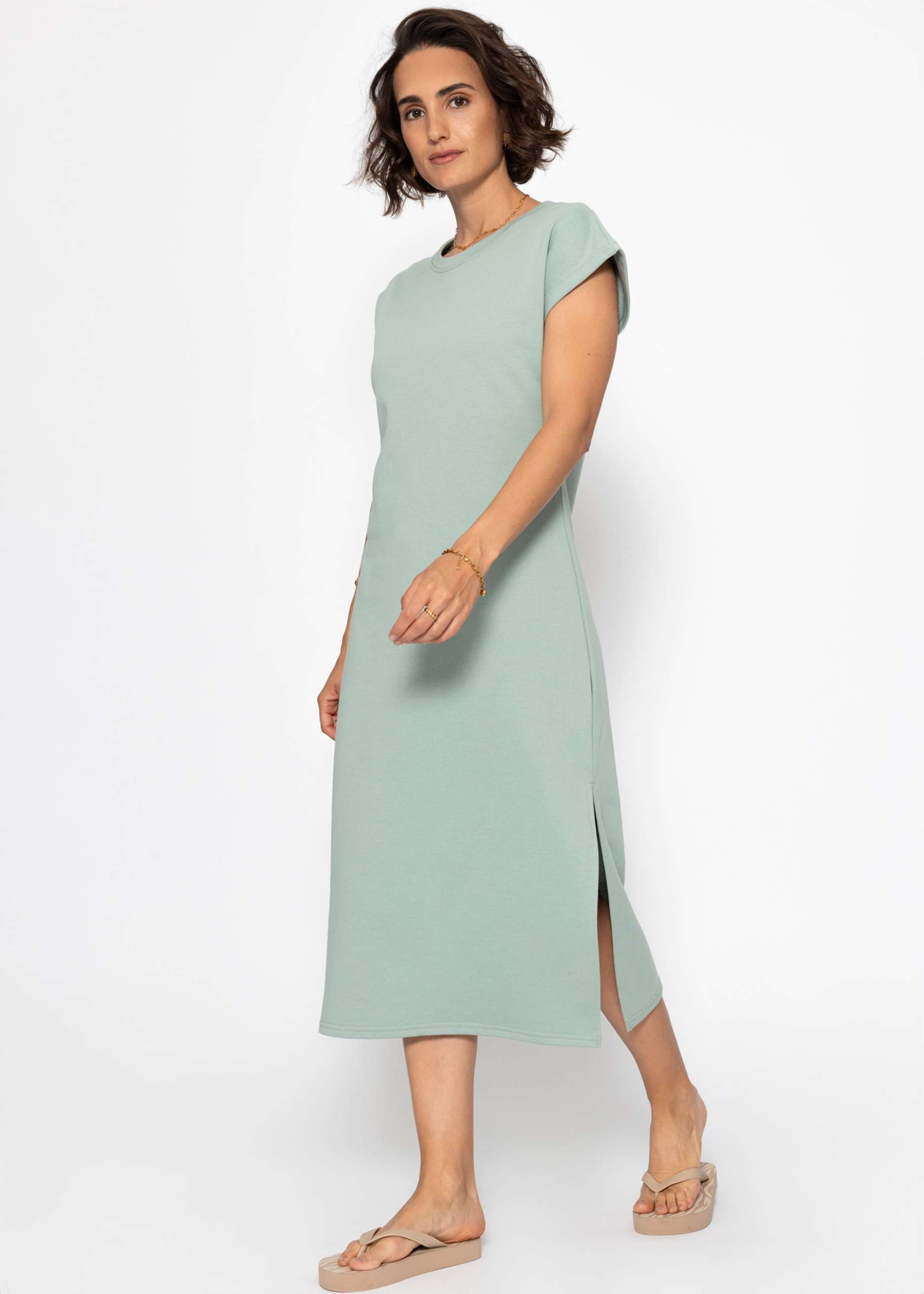 Schweres Sweatkleid mit Schlitz - salbeigrün