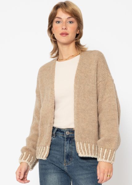 Lose fallende Strickjacke mit betontem Saum - camel