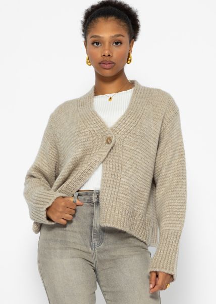 Strickjacke mit Knopf - beige