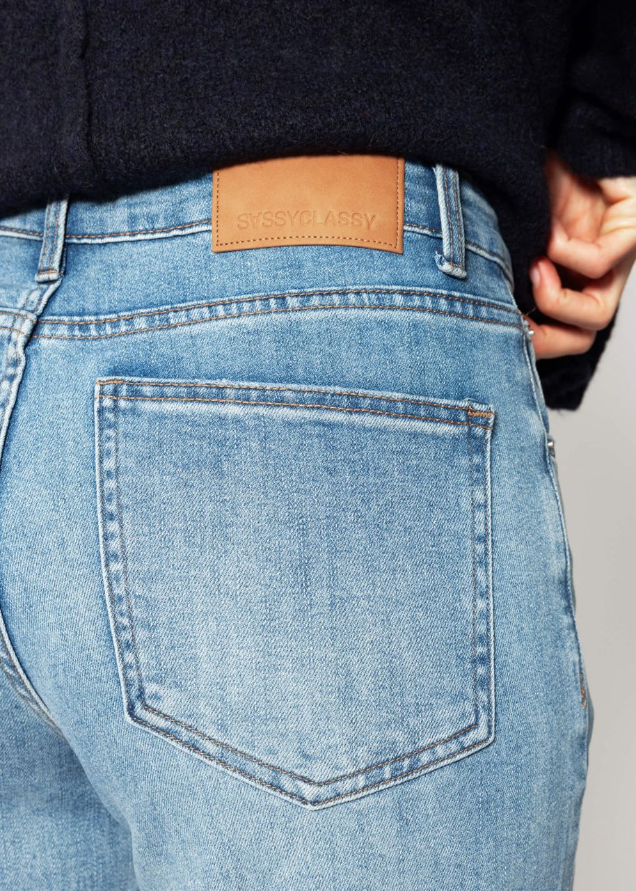 Jeans mit weitem Bein - blau