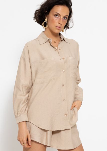 Oversize Viskose Bluse mit aufgesetzten Taschen - beige
