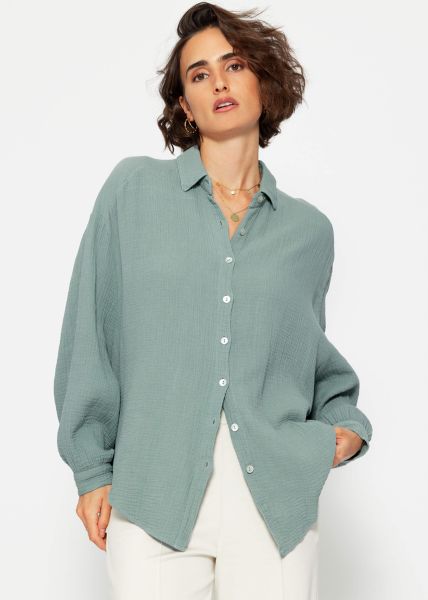 Musselin Bluse oversize, kurz, salbeigrün