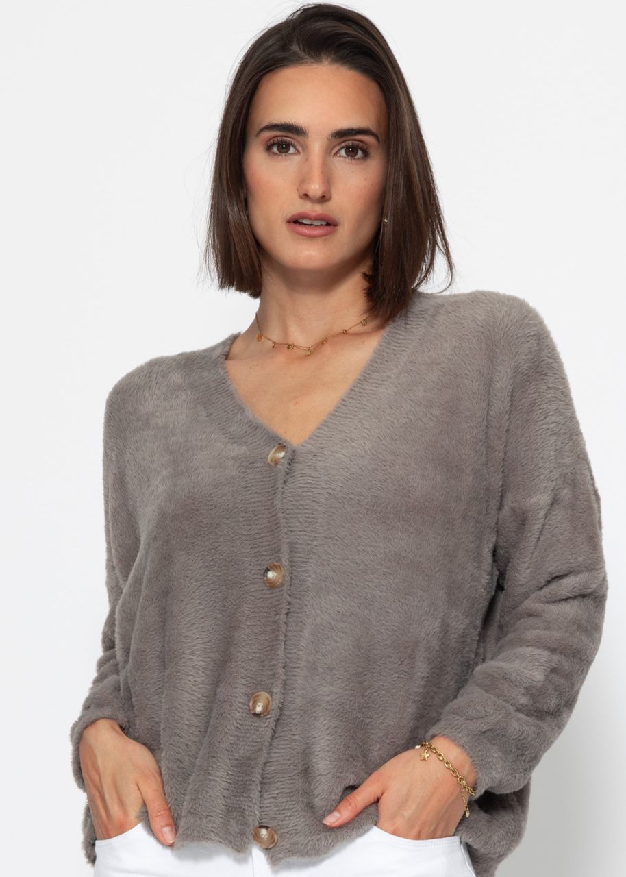 Flauschiger Cardigan mit Knöpfen - taupe