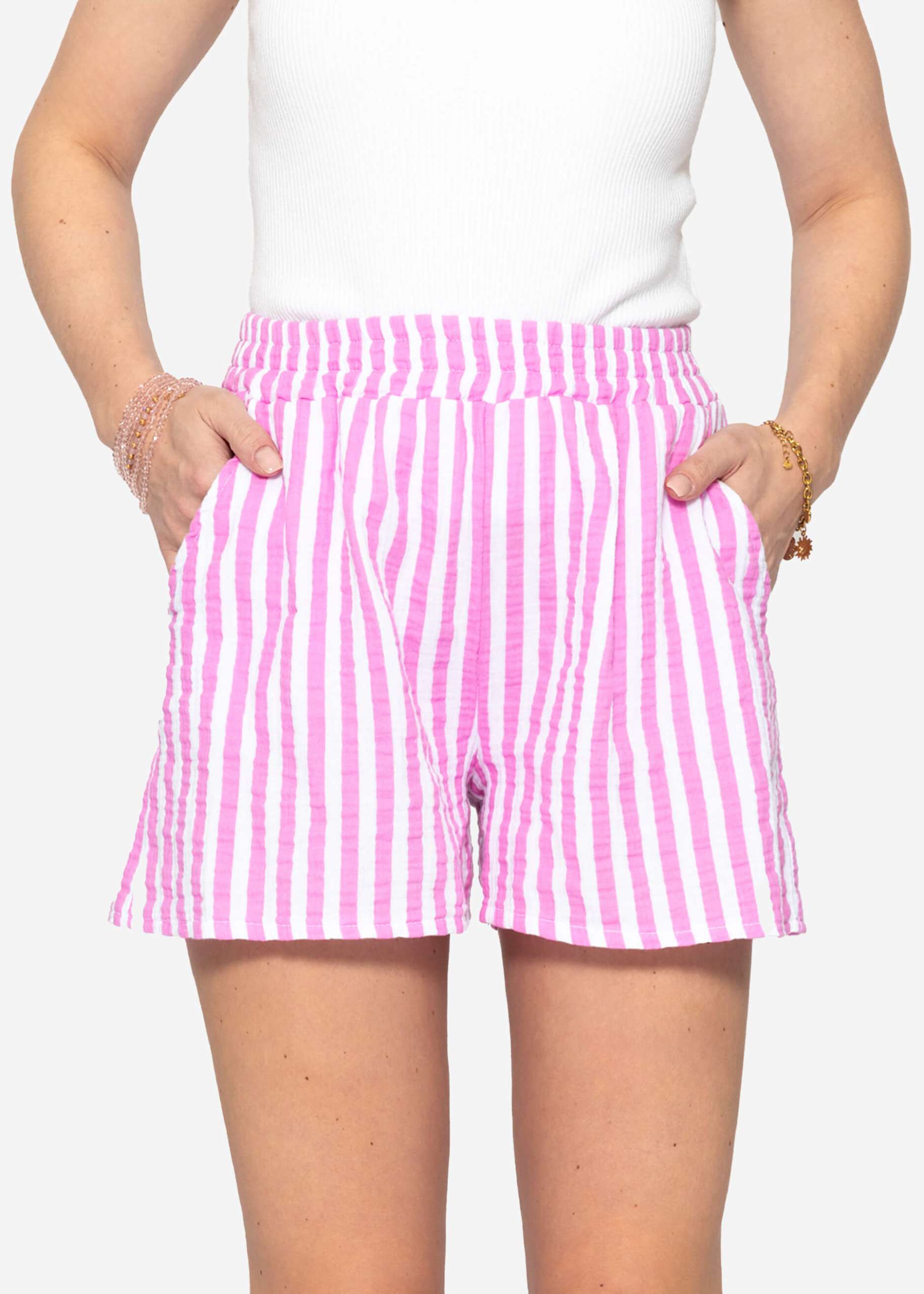 Gestreifte Musselin Shorts - rosa