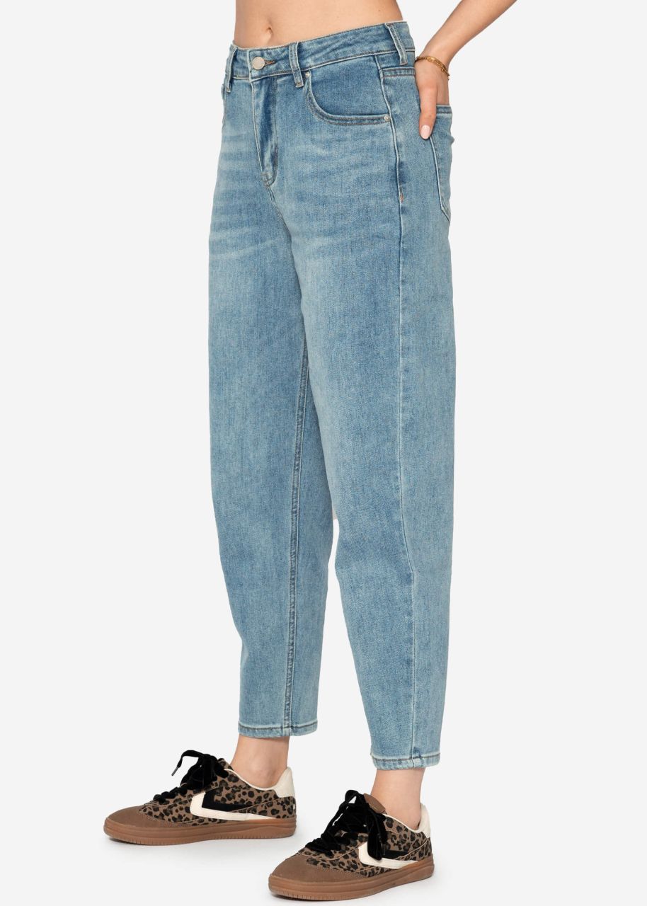 High Waist Karotten-Jeans - blau