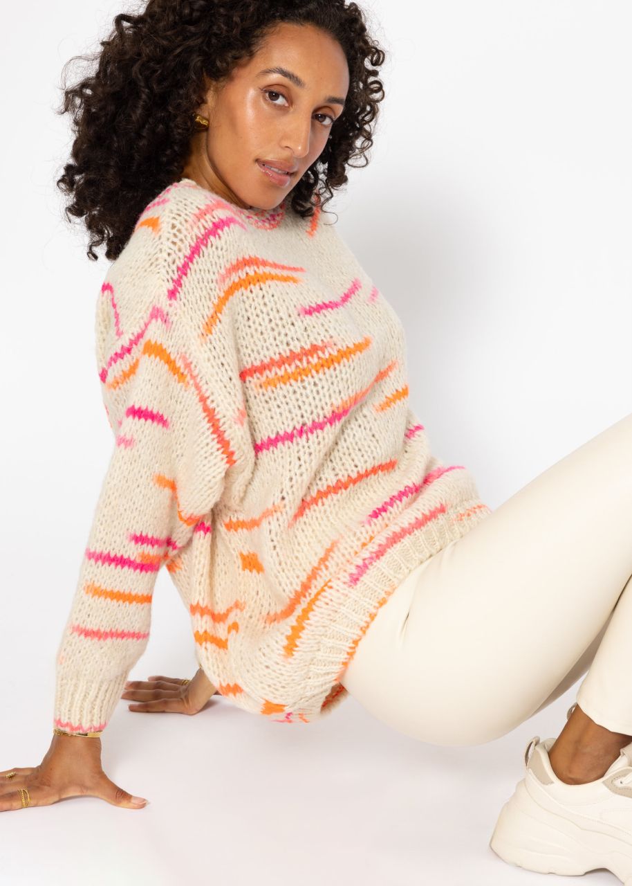 Oversize Pullover mit orange und pink Streifen - beige