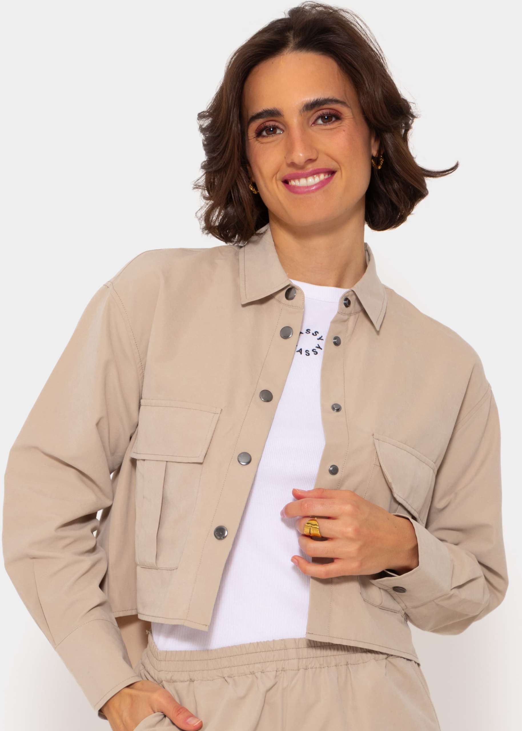 Kurze Blusenjacke - beige