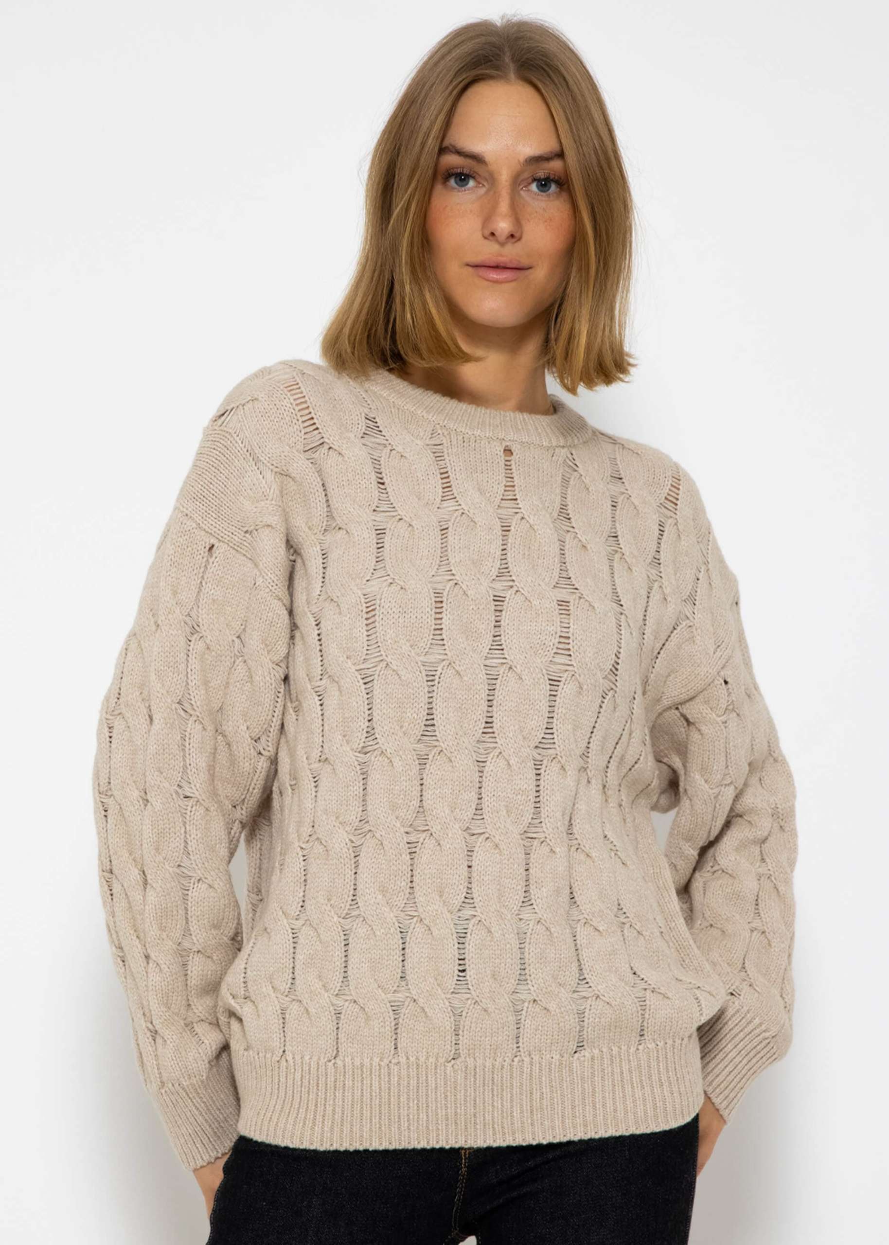 Strickpullover mit Zopfmuster - beige