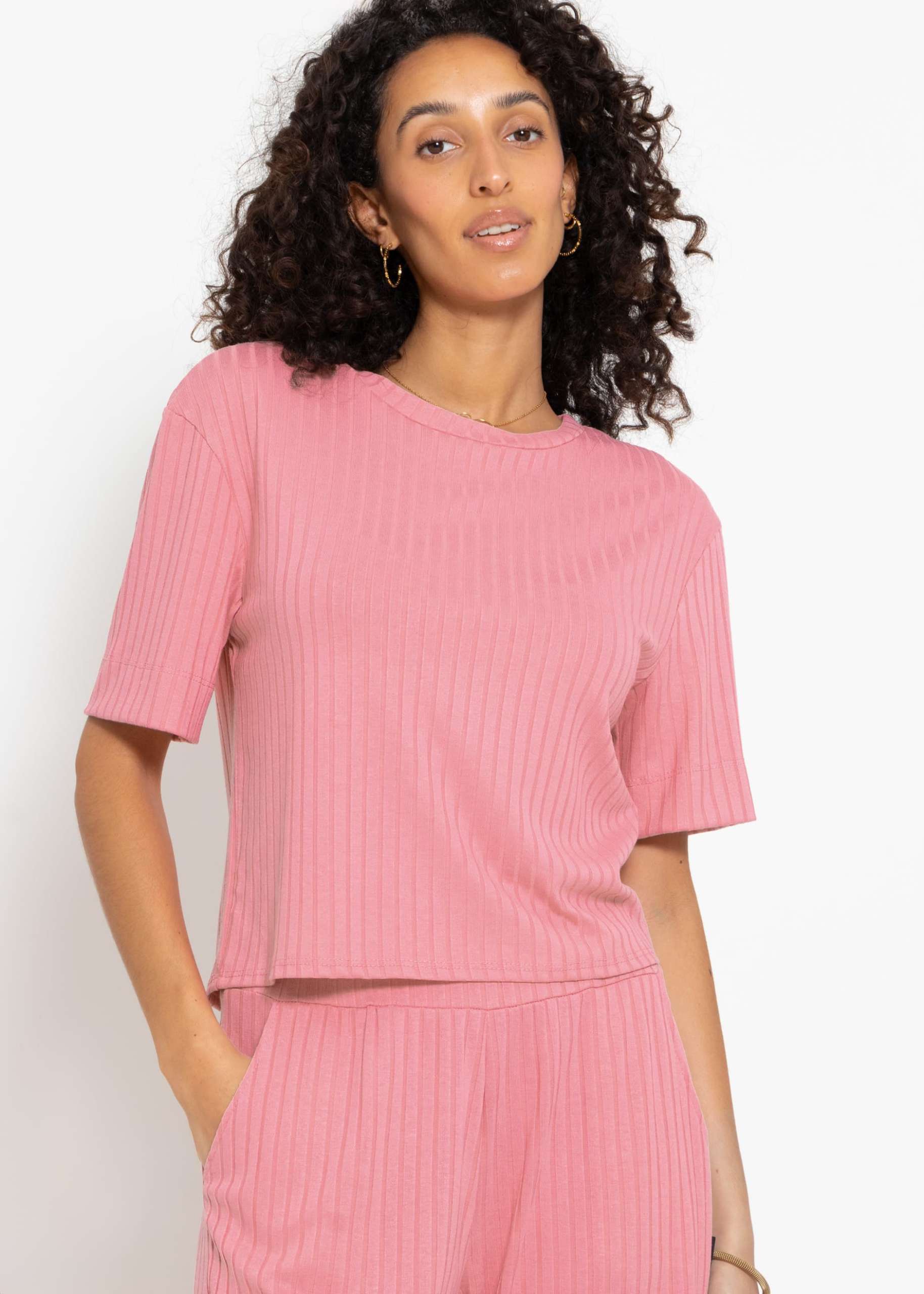 Geripptes T-Shirt - rosa