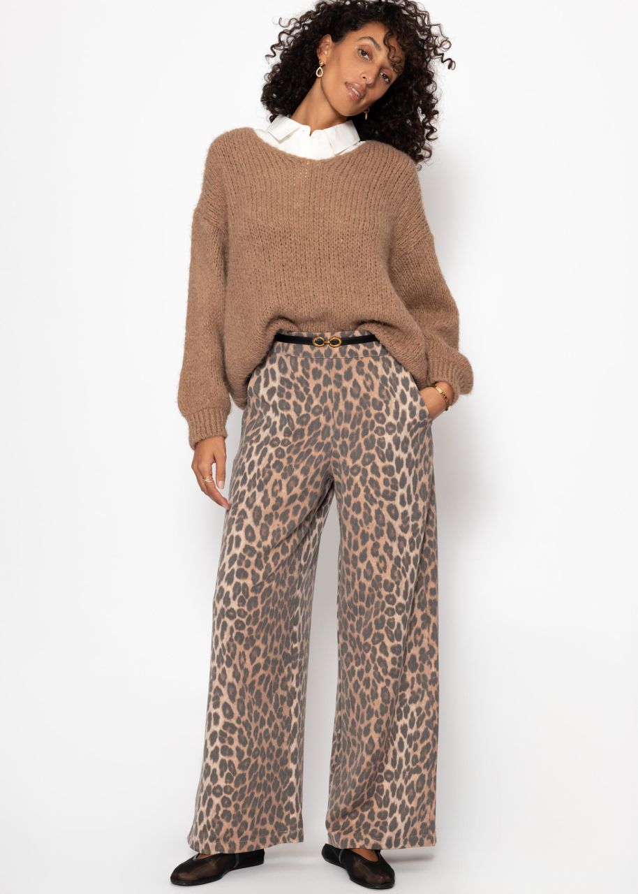 Oversize Pullover mit V-Ausschnitt - hellbraun