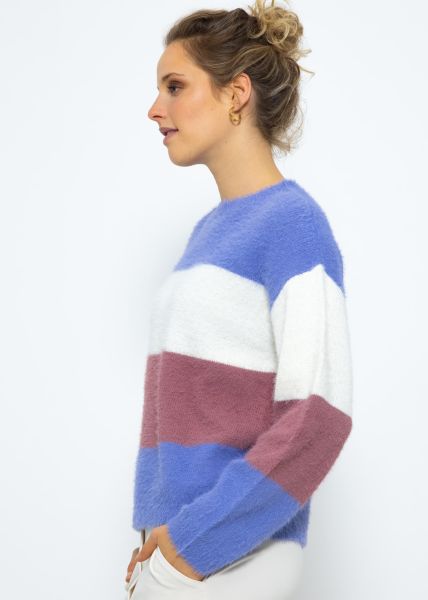 Flauschiger Pullover mit Blockstreifen - lila-offwhite-mauve