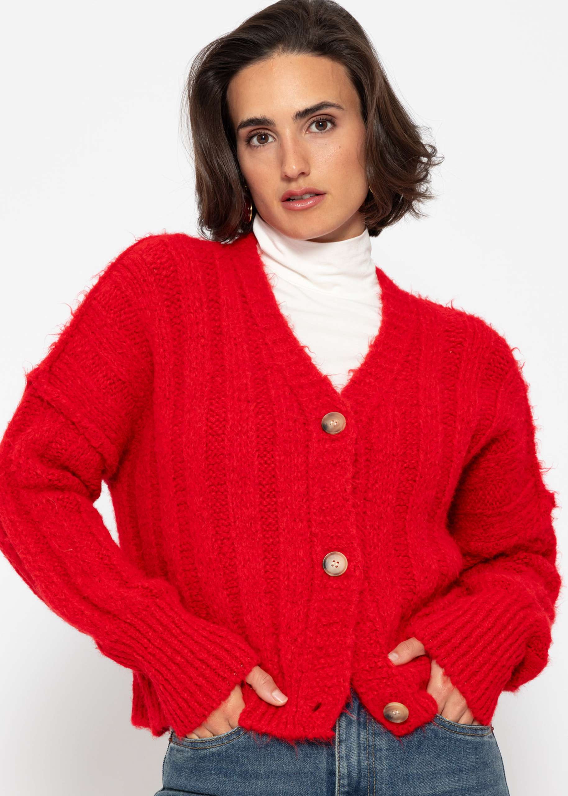 Gerippter Strickcardigan mit Knöpfen - rot