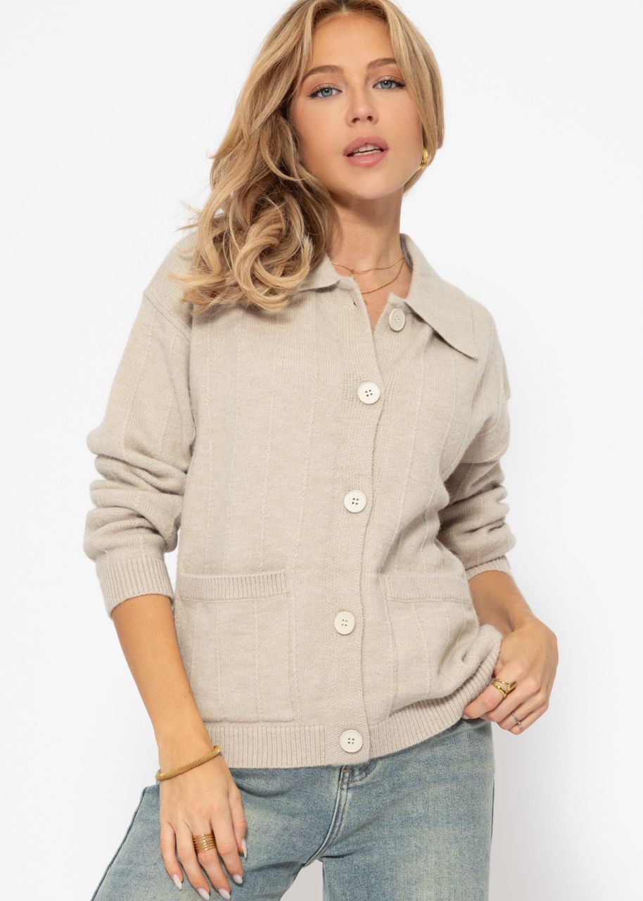 Strickjacke mit Kragen und Knopfleiste - beige