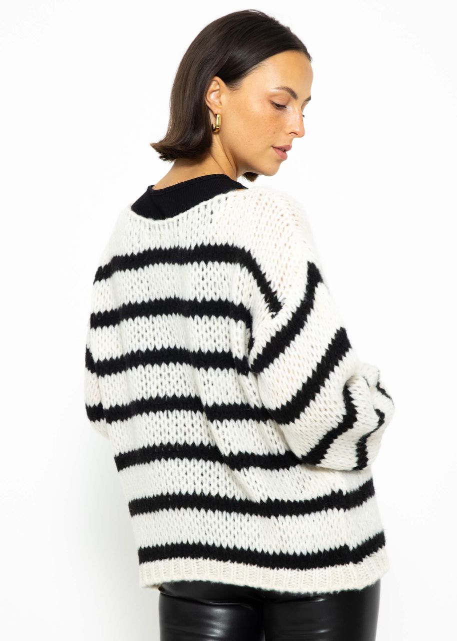 Oversize Pullover mit schwarzen Streifen - offwhite