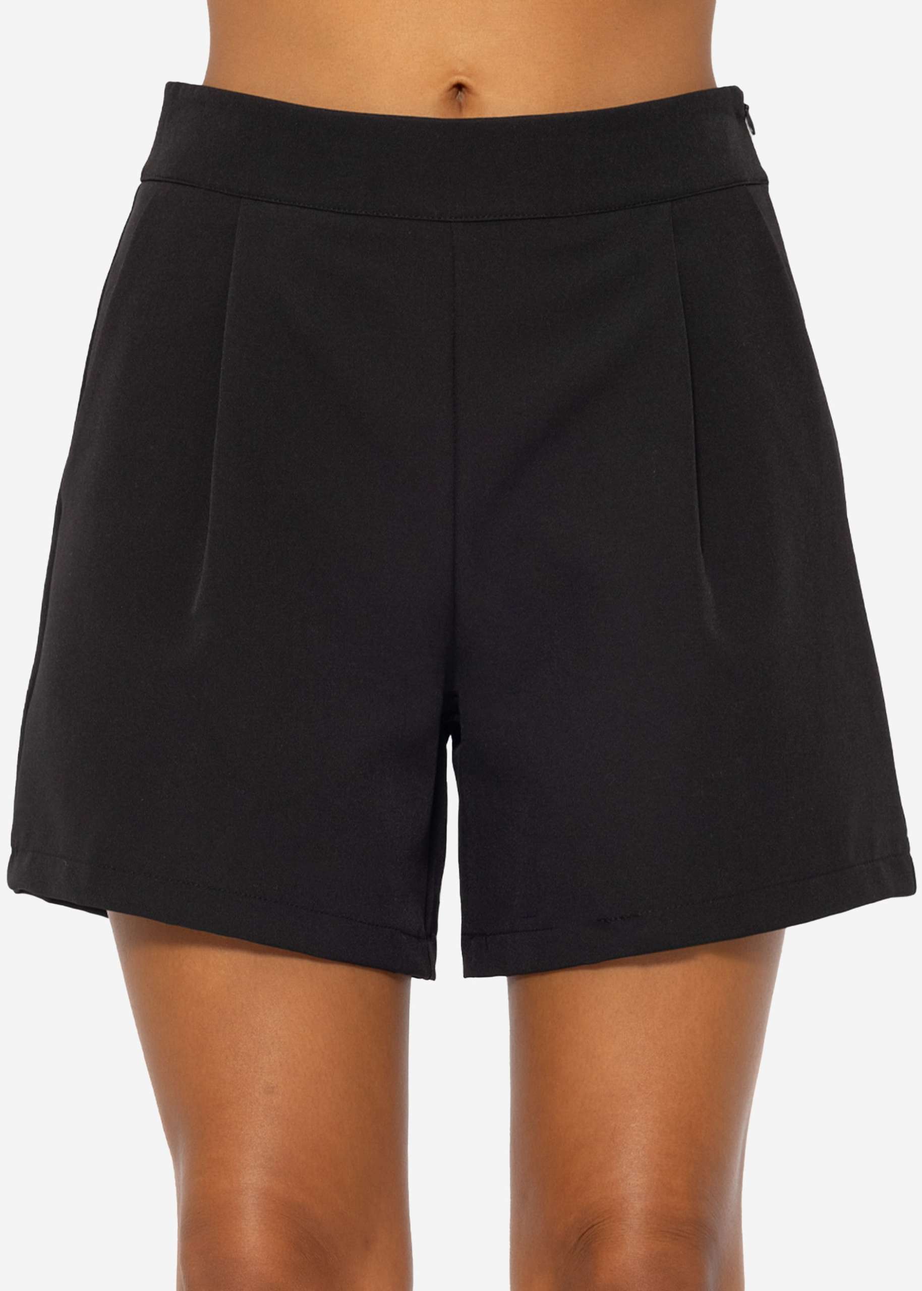 Shorts mit Bundfalten - schwarz