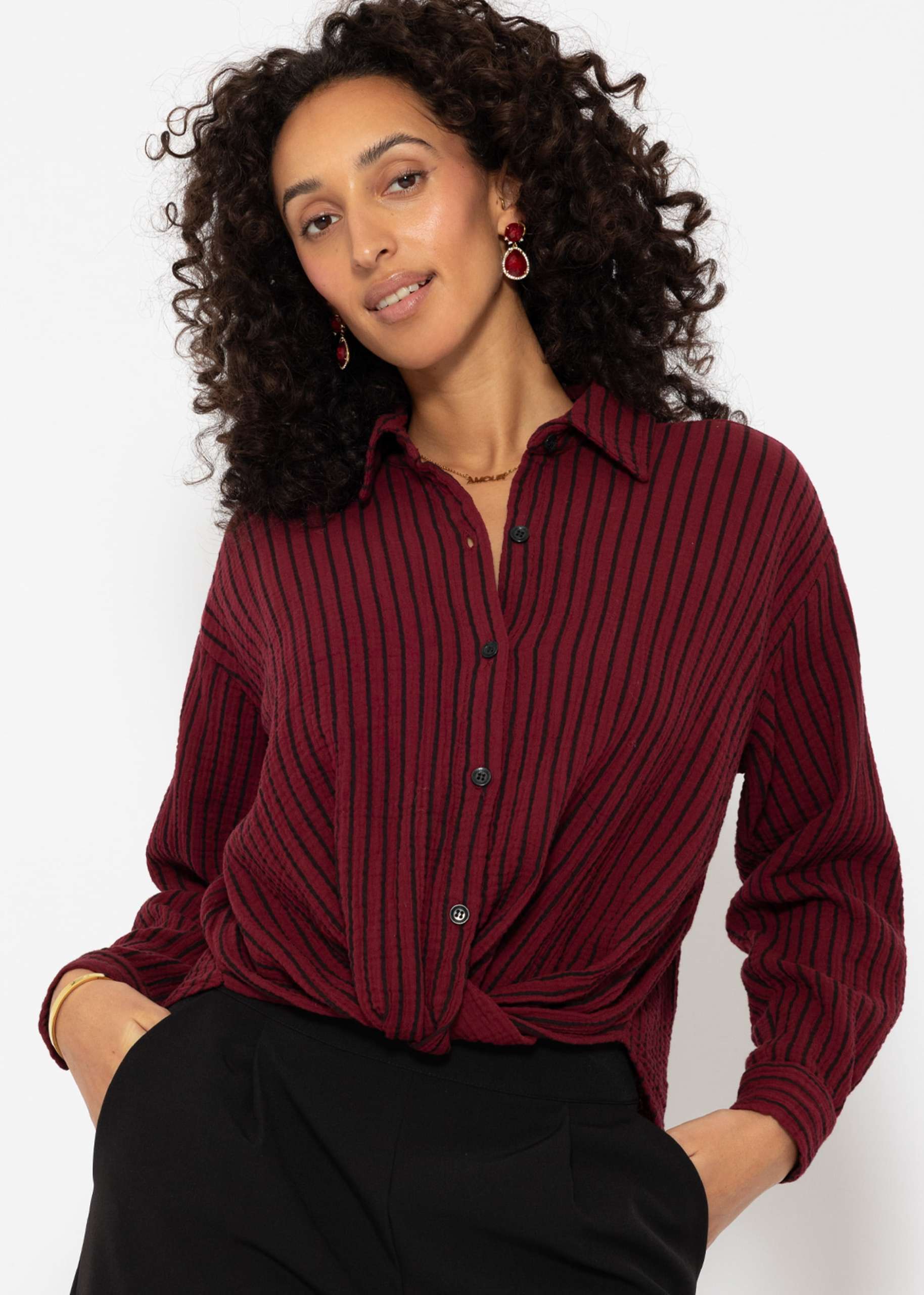 Gestreifte Musselin Bluse mit Knoten - burgundy-schwarz