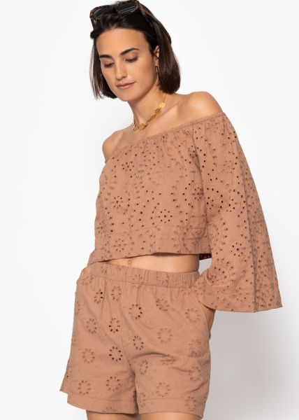 Shorts mit Lochstickerei - mocca mousse