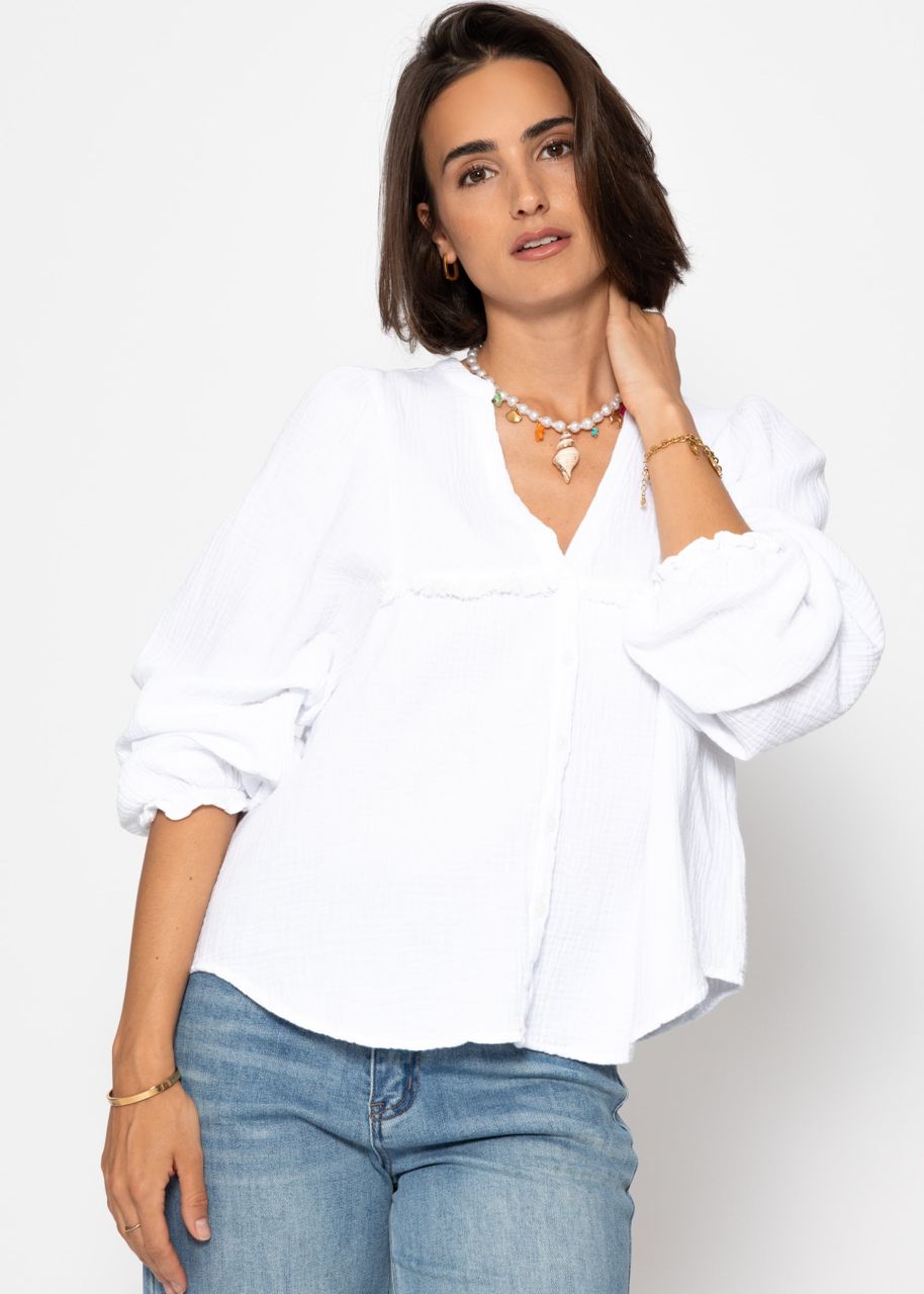 Musselin Bluse mit V-Ausschnitt und Fransen - weiß