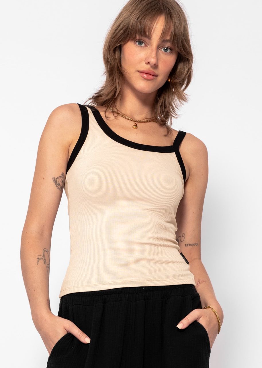 Asymmetrisches Tank Top mit schwarzen Blenden - beige