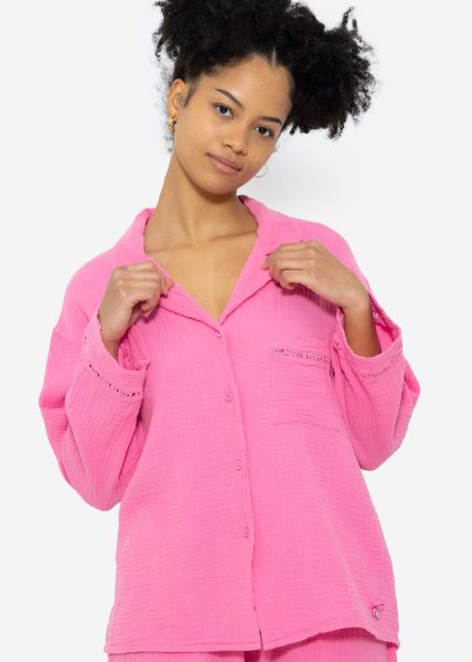 Musselin Pyjamabluse mit Spitzenborte - pink