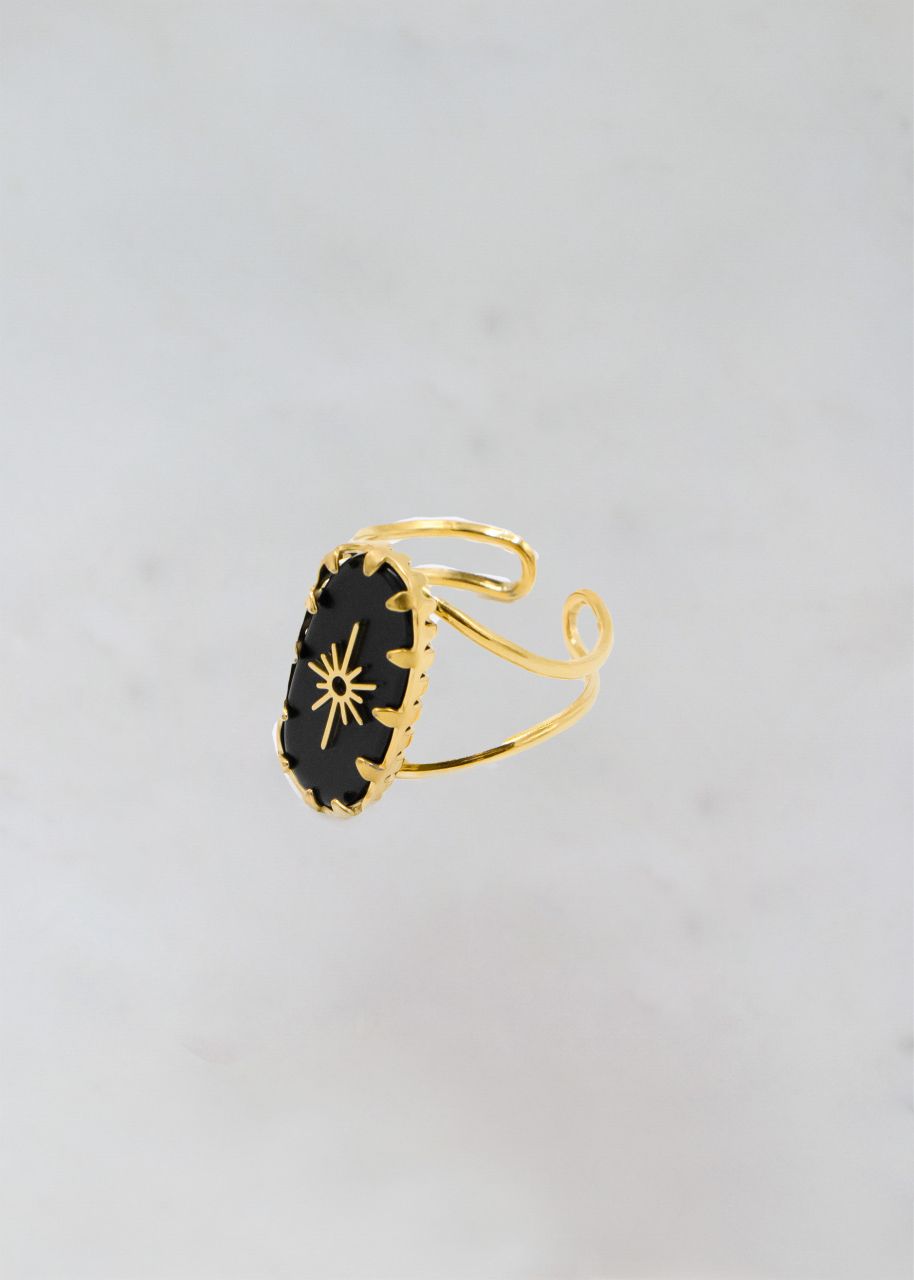 Ring mit schwarzem Jaspis-Stein, gold
