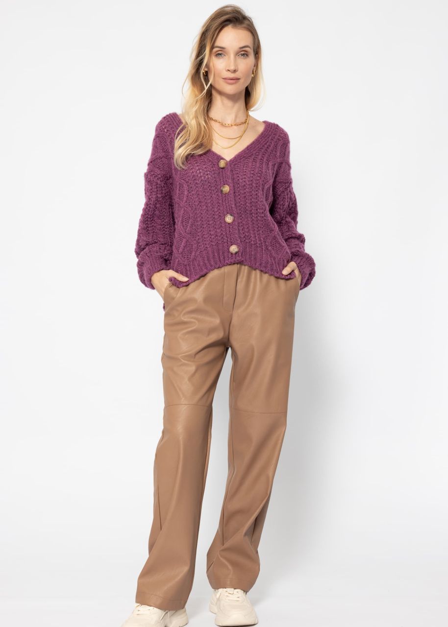 Oversize Strickjacke mit Zopfmuster - aubergine