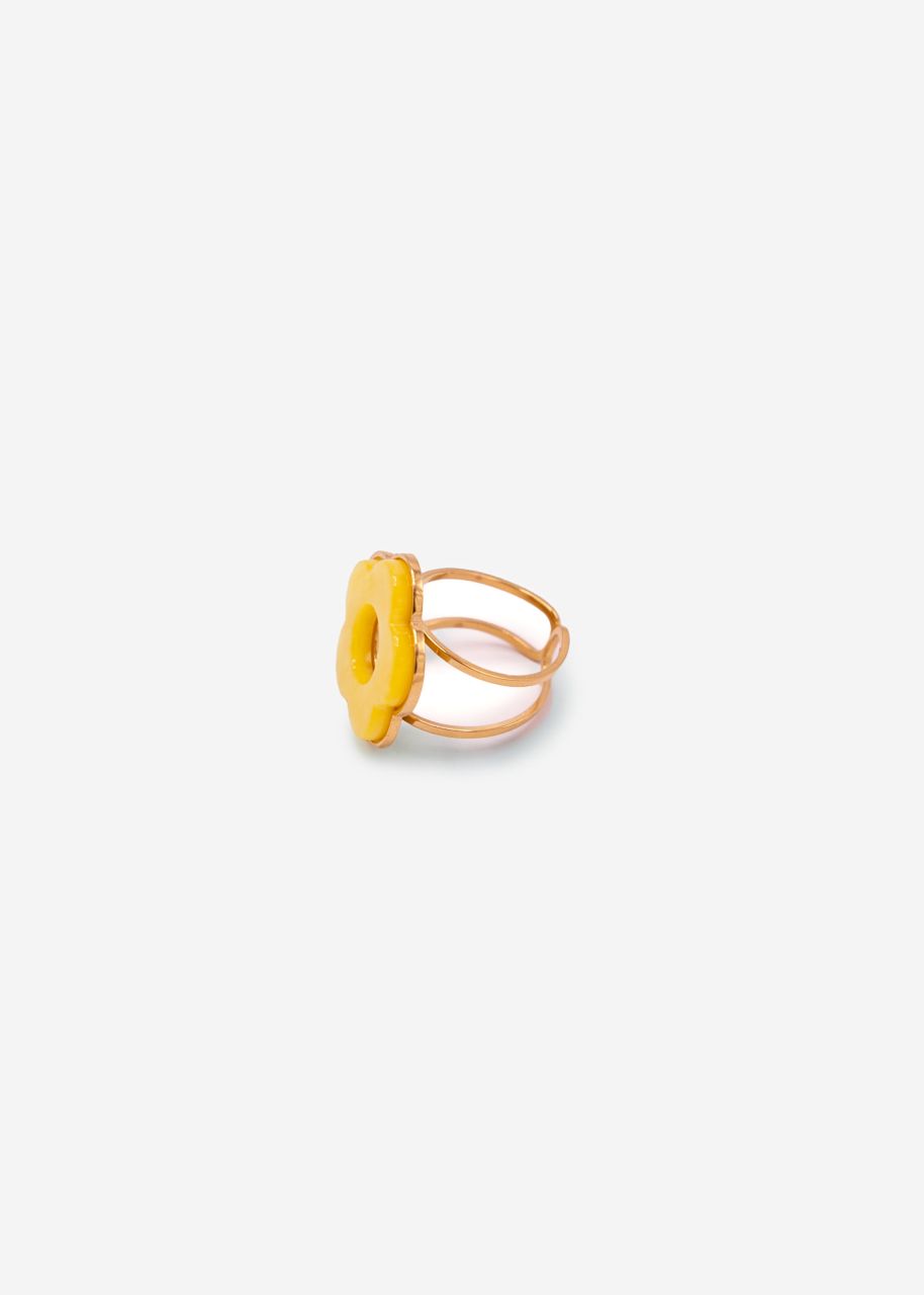 Ring mit gelbem Blütenmotiv - gold