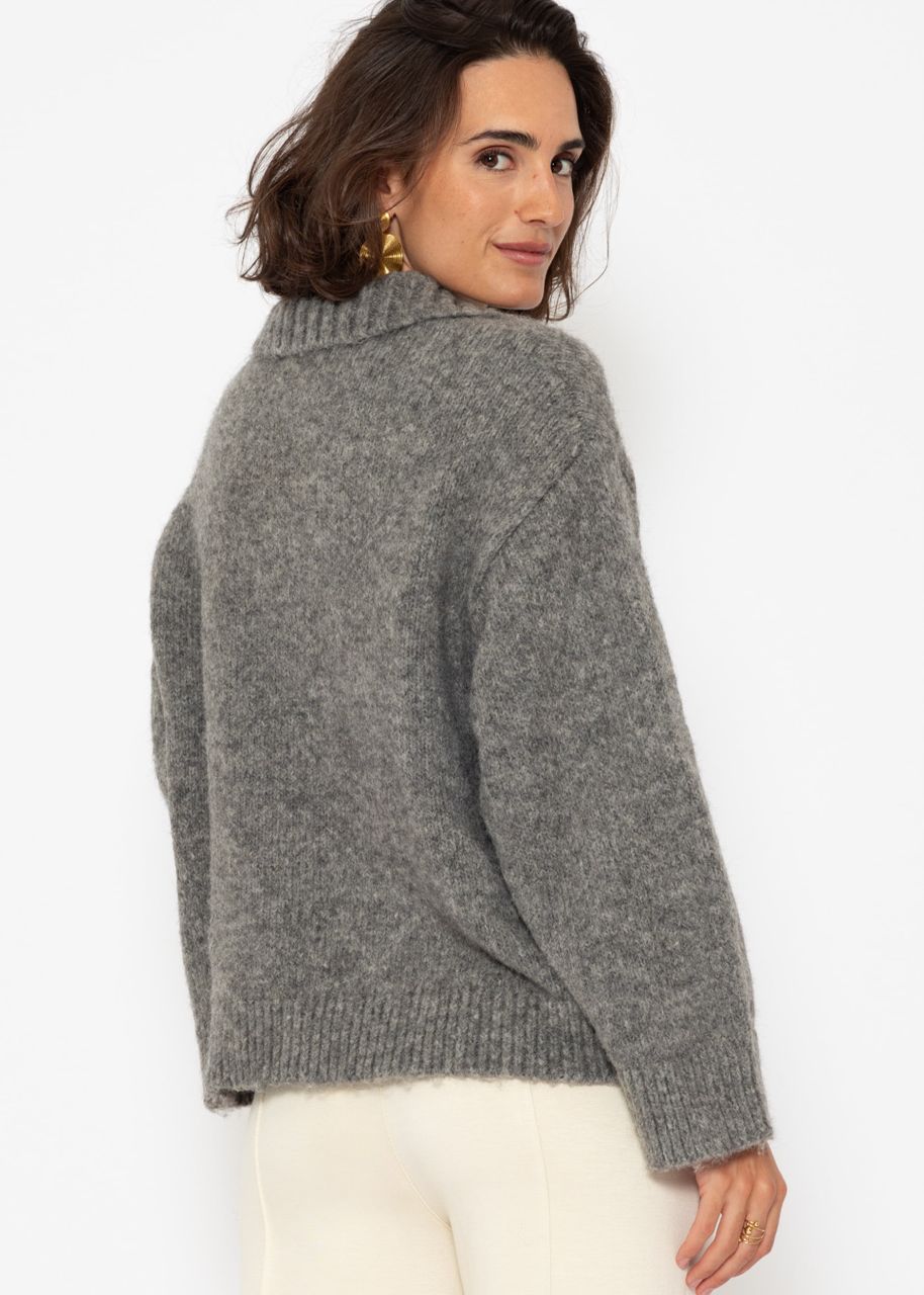 Oversize Pullover mit Kragen - grau