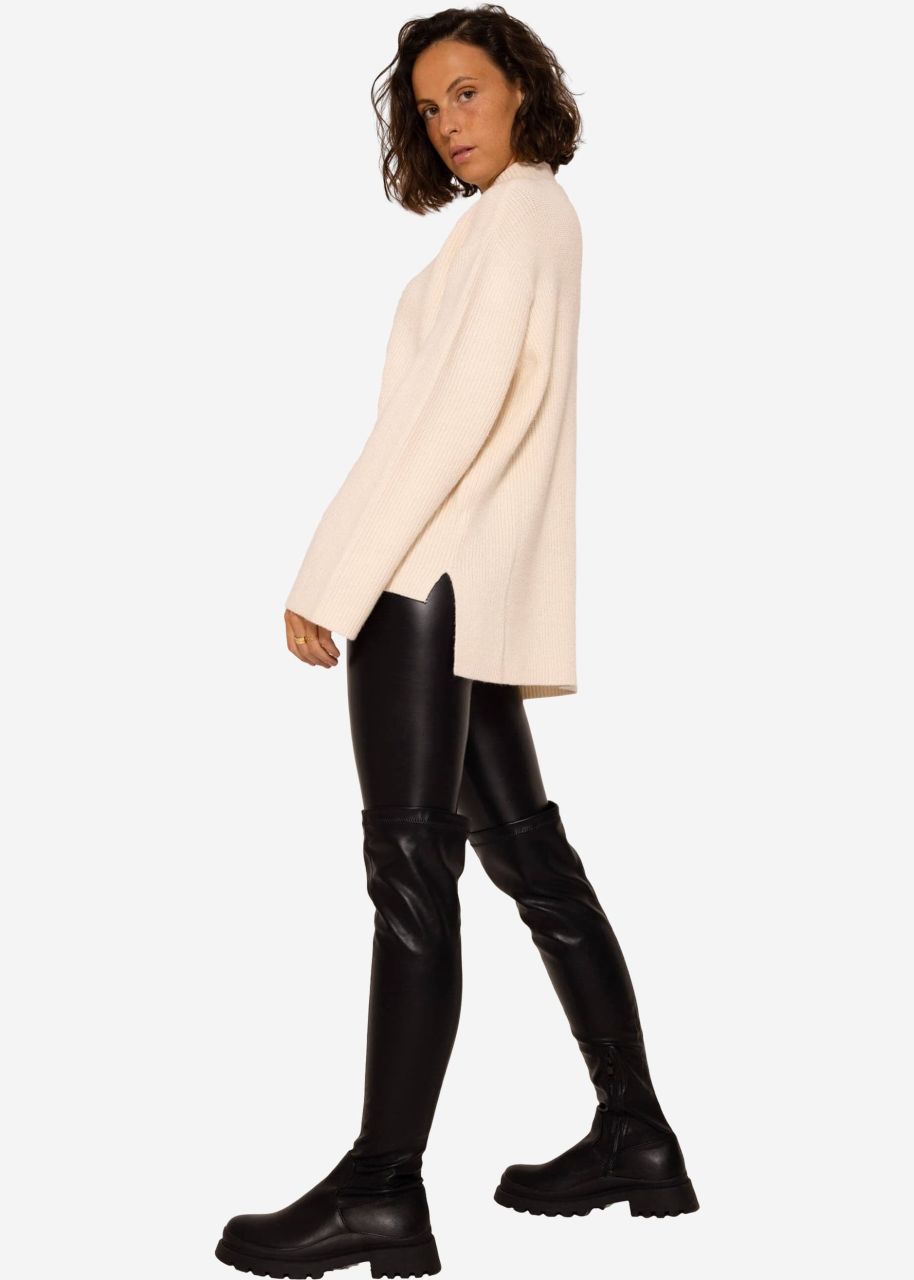 Turtleneck Pullover - offwhite